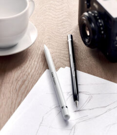 Penna in alluminio a lunga durata senza inchiostro.