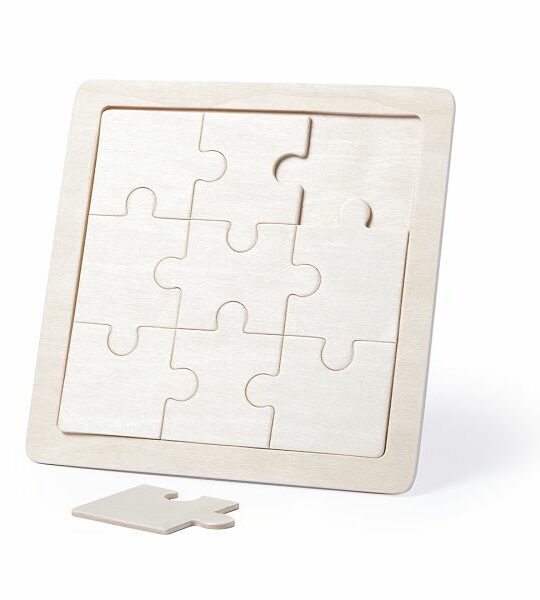 Puzzle in legno con 9 pezzi totalmente personalizzabili.
