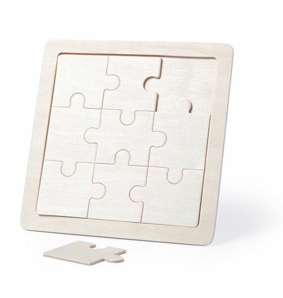 Puzzle in legno con 9 pezzi totalmente personalizzabili.